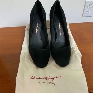 Salvatore Ferragamo women’s black suede shoes-New with dust bag
